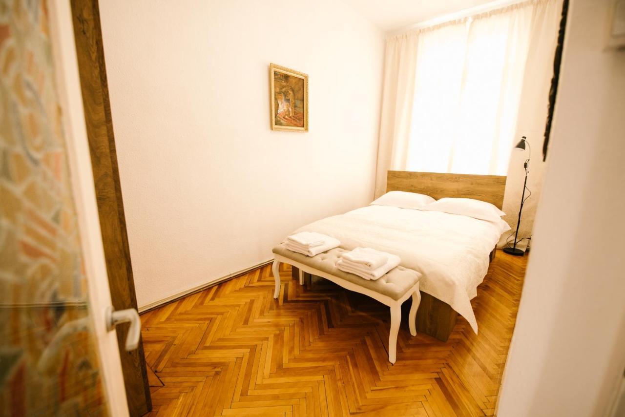 Apartament Stefan Apartment Cluj-Napoca Exterior photo